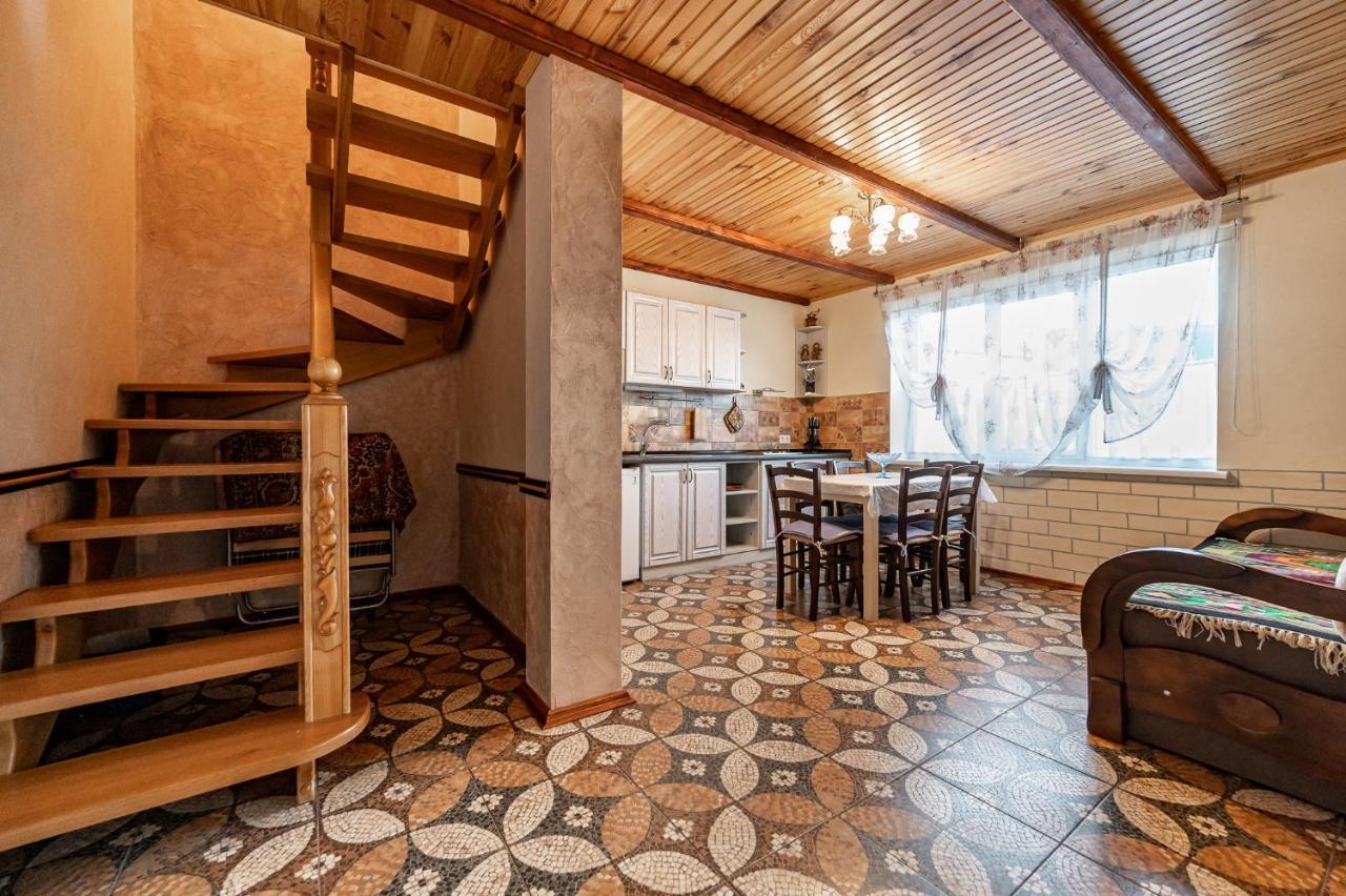 Emerald House Mykulychyn Extérieur photo