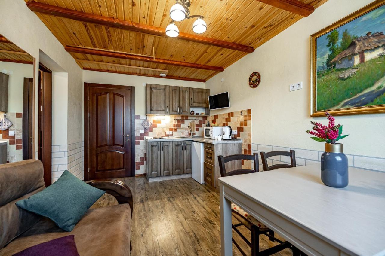 Emerald House Mykulychyn Extérieur photo