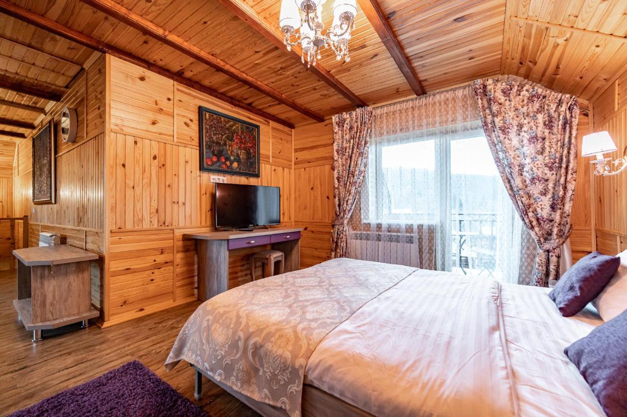 Emerald House Mykulychyn Extérieur photo