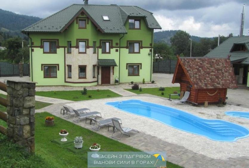 Emerald House Mykulychyn Extérieur photo
